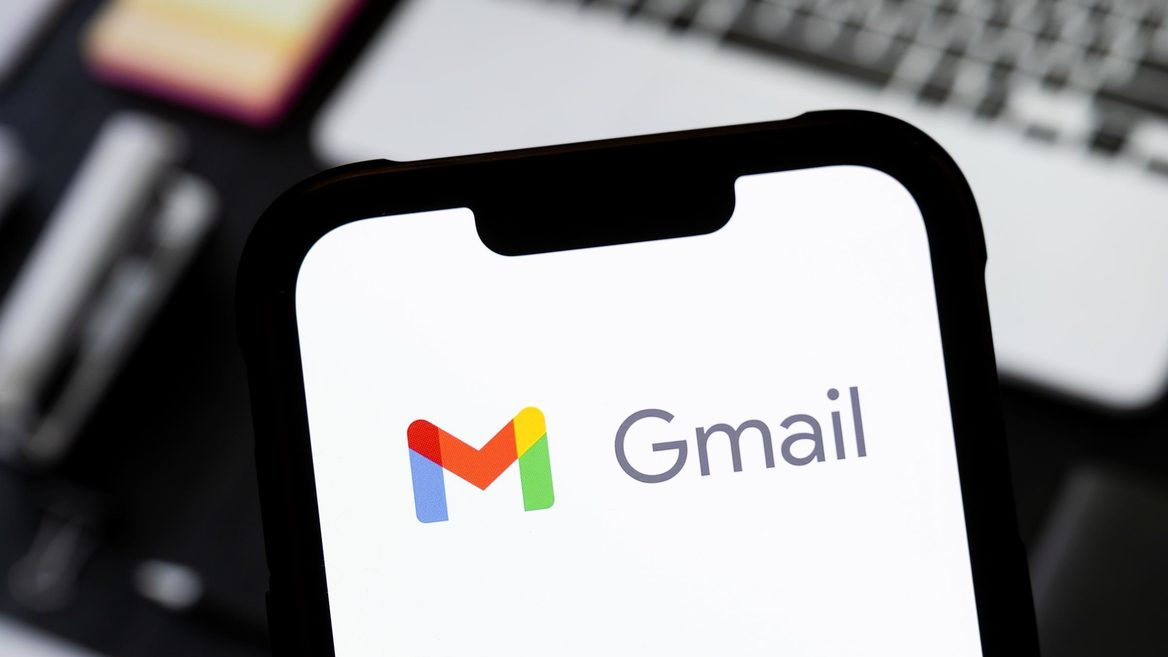 Gmail і арбітраж - стаття про чутки, фішинг та захист акаунтів Google.