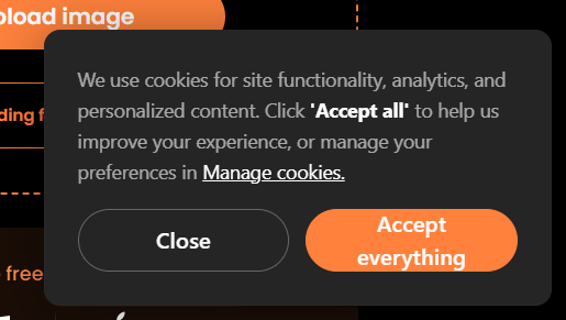 Всплывающее окно с уведомлением о cookies и кнопками «Close» и «Accept everything» для выбора настроек.